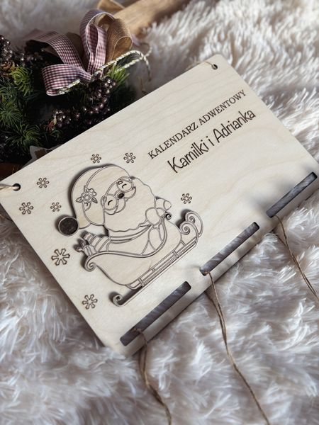 Drewniany Kalendarz Adwentowy - Mikołaj
